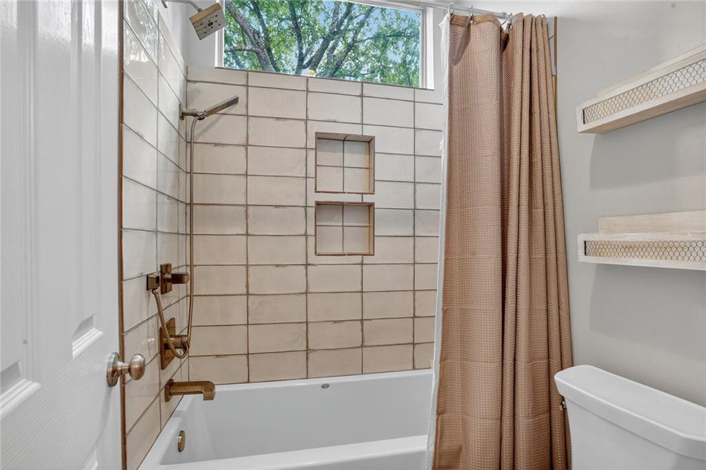 7013 EDGEWATER Drive