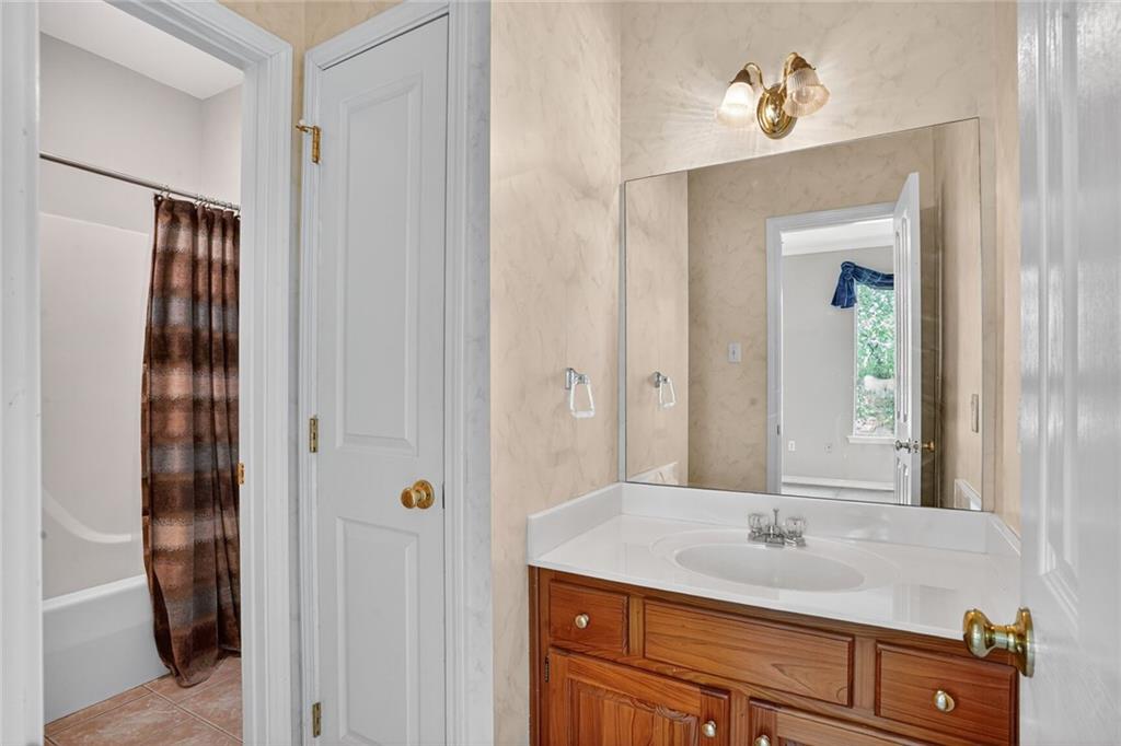 7013 EDGEWATER Drive