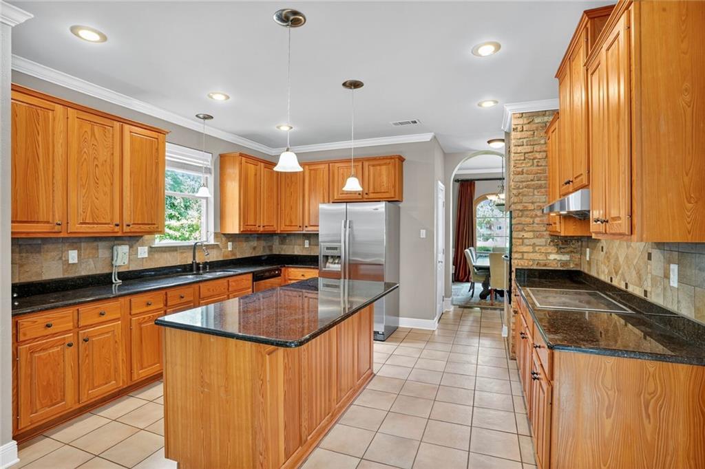 7013 EDGEWATER Drive