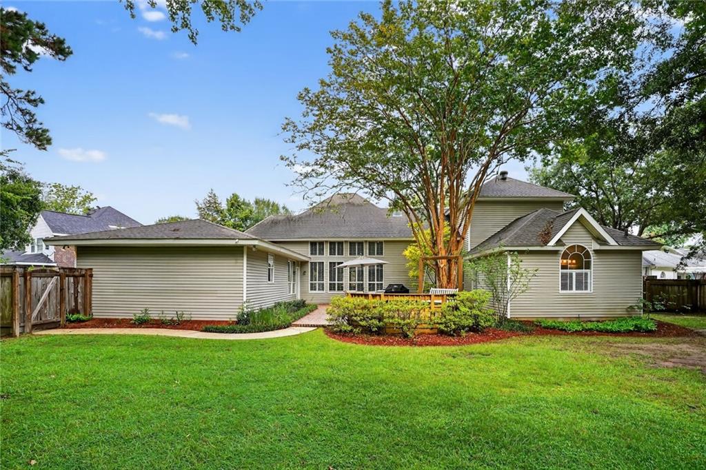 7013 EDGEWATER Drive