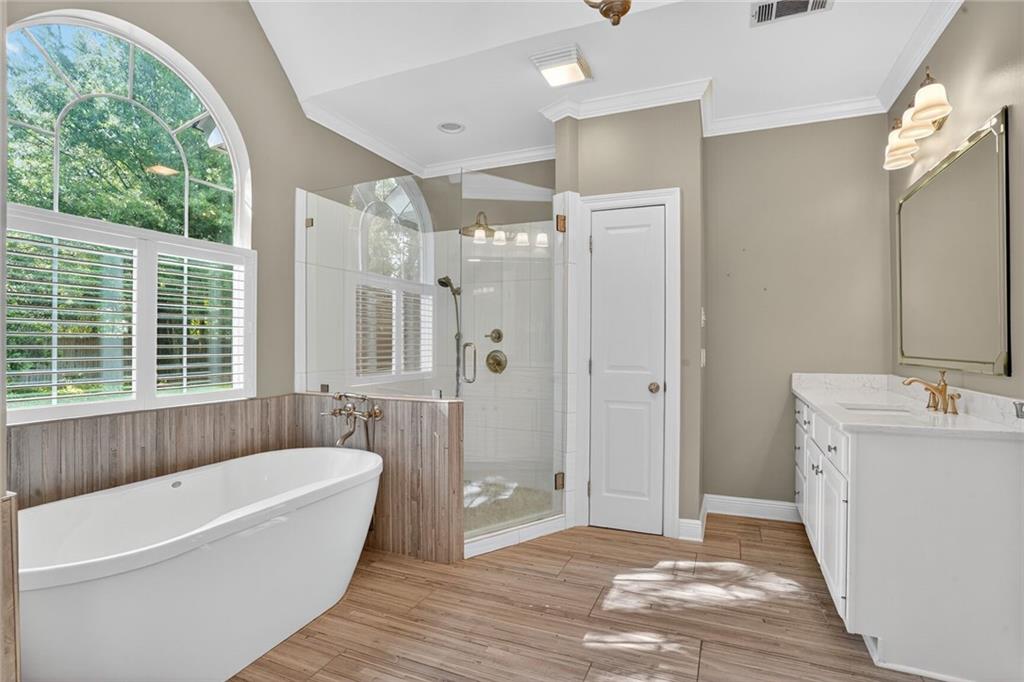 7013 EDGEWATER Drive