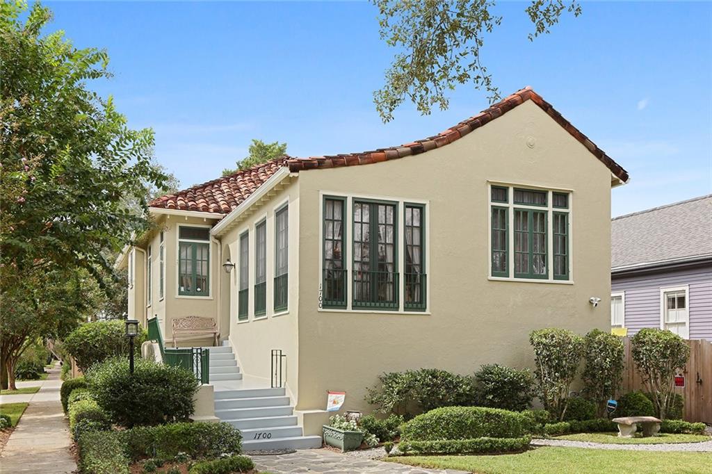 1700 AUDUBON Street