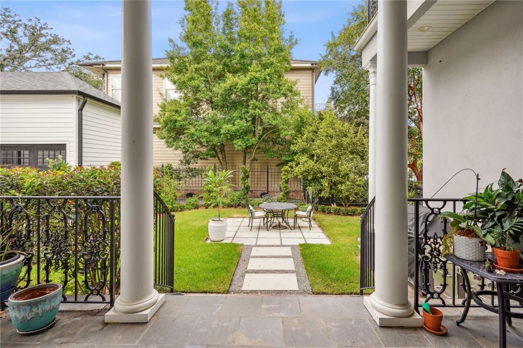 1037 ALLEN TOUSSAINT Boulevard