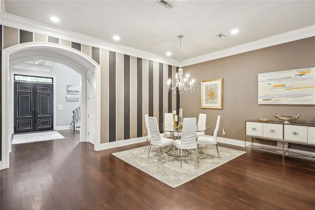 1037 ALLEN TOUSSAINT Boulevard