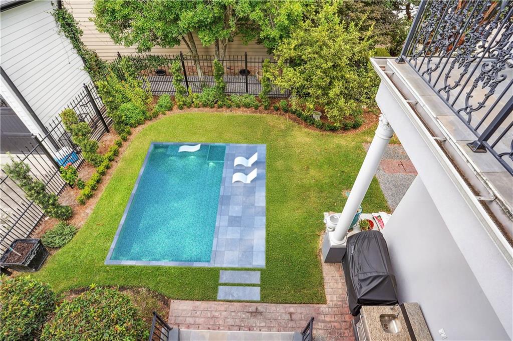 1037 ALLEN TOUSSAINT Boulevard