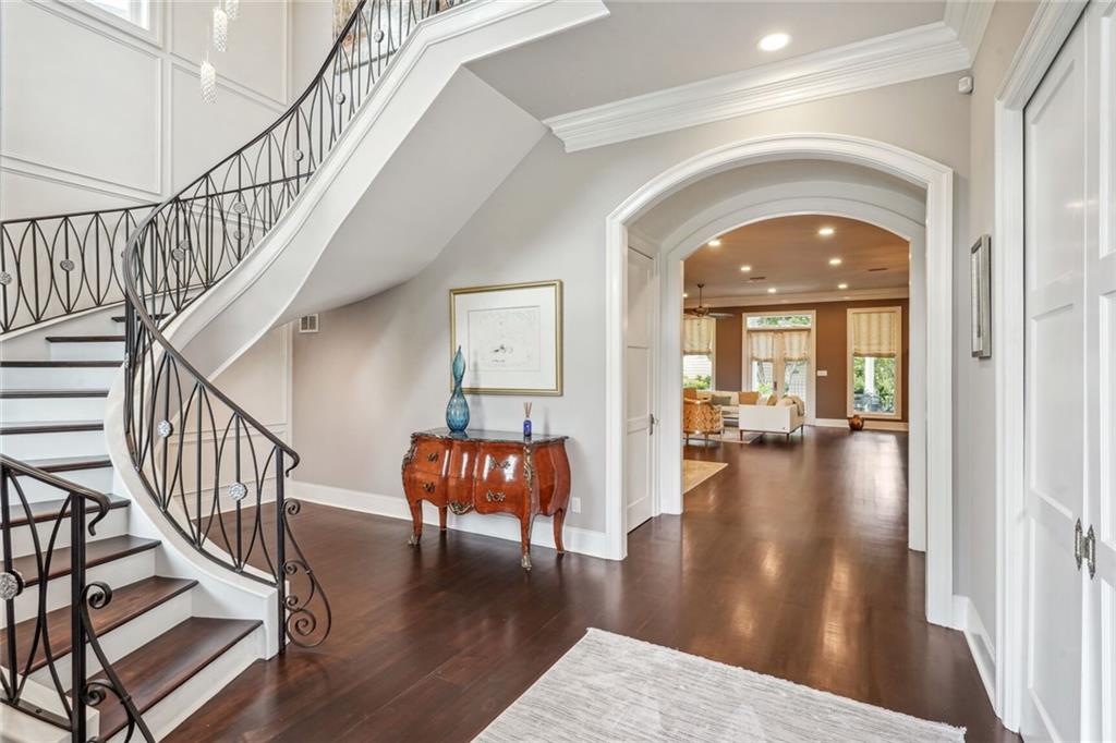 1037 ALLEN TOUSSAINT Boulevard