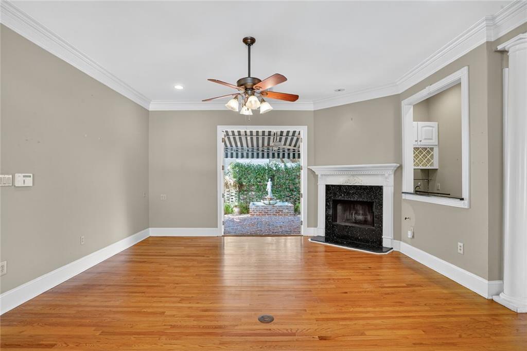 6306 BEAUREGARD Avenue