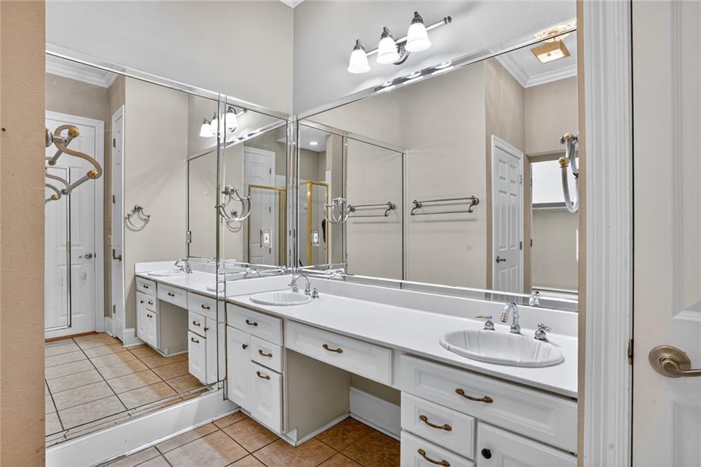 6306 BEAUREGARD Avenue