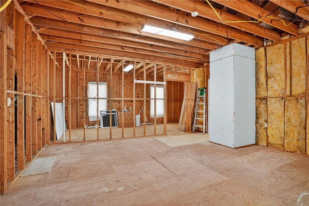 6306 BEAUREGARD Avenue