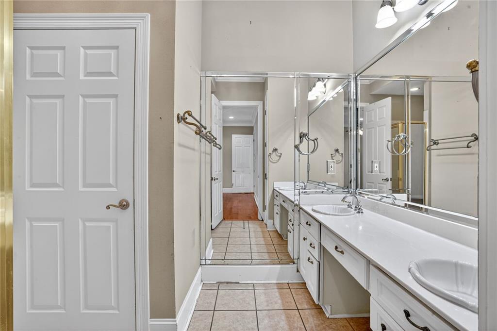 6306 BEAUREGARD Avenue