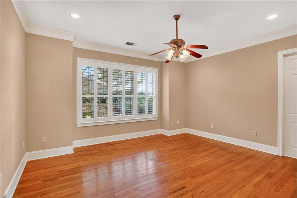 6306 BEAUREGARD Avenue