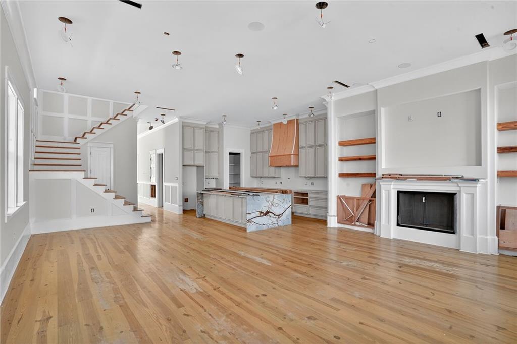 3505 CONSTANCE Street