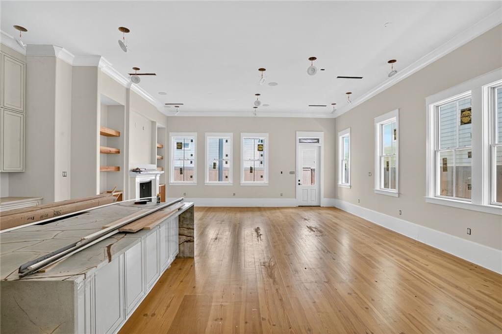 3505 CONSTANCE Street