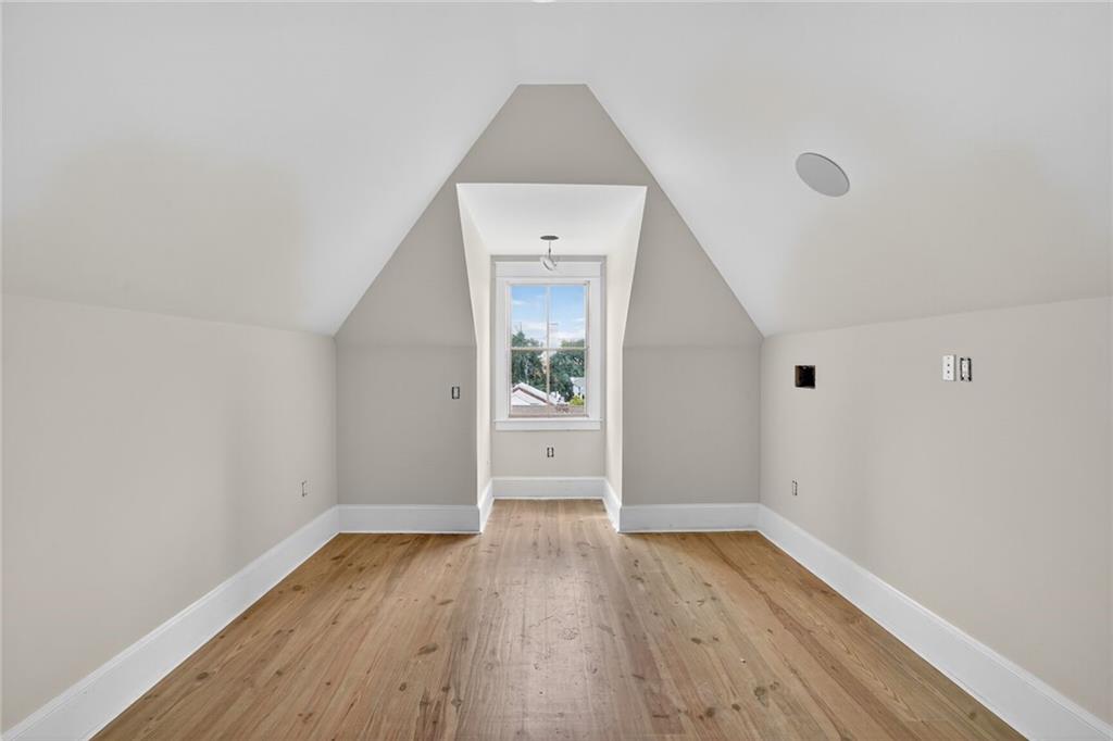 3505 CONSTANCE Street