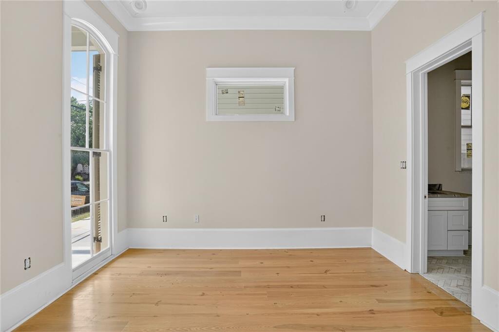 3505 CONSTANCE Street