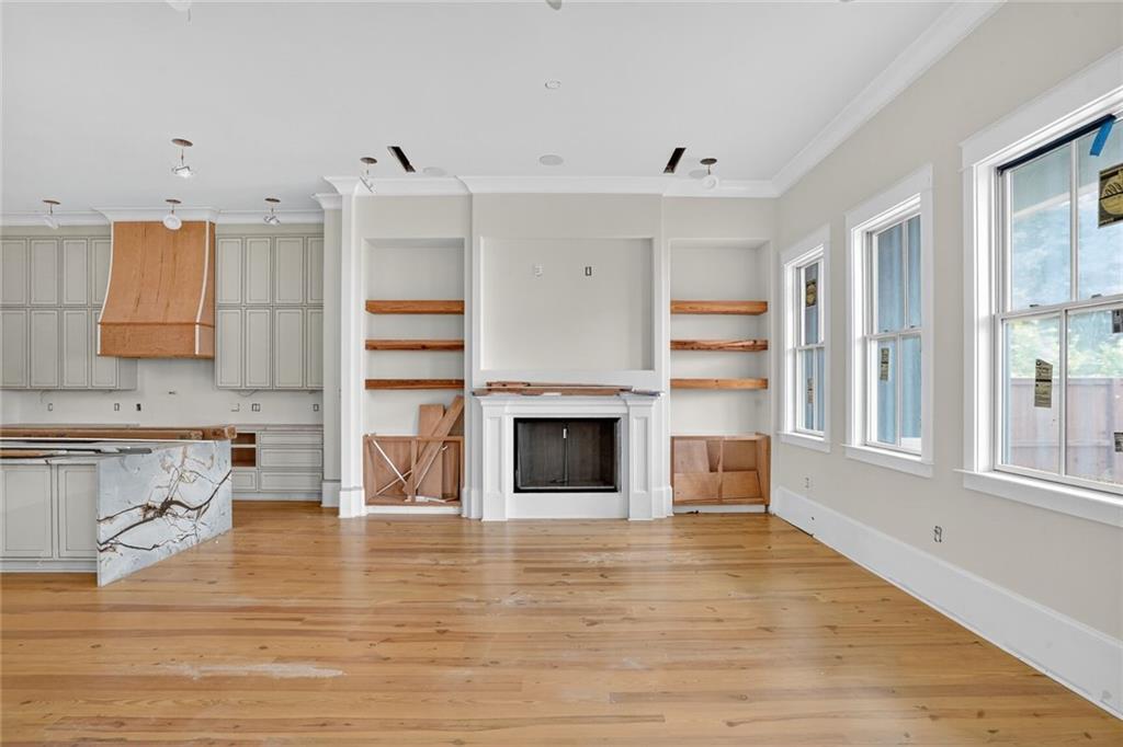 3505 CONSTANCE Street