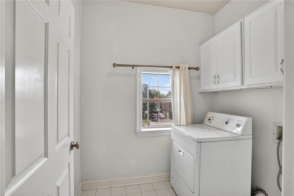 5925 MILNE Boulevard