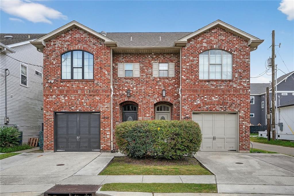 5925 MILNE Boulevard