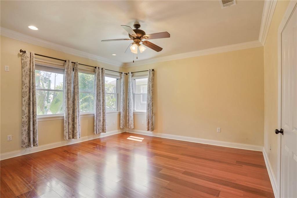 1129 ALLEN TOUSSAINT Boulevard