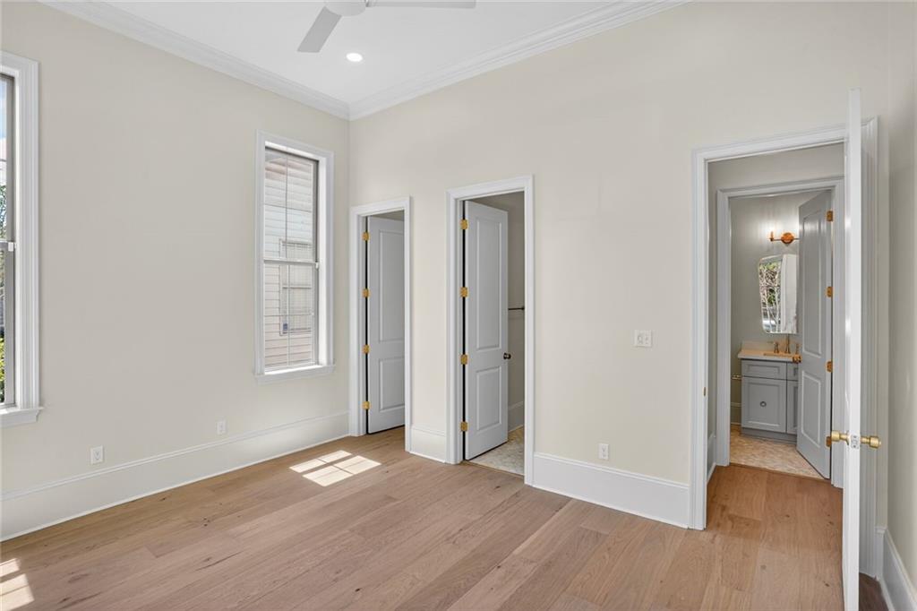 6158 LOUIS XIV Street