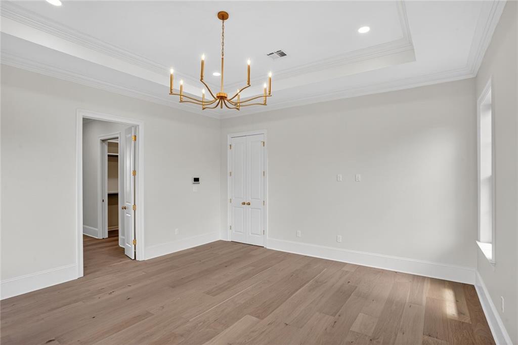 6158 LOUIS XIV Street