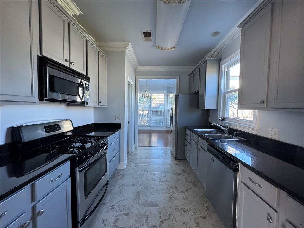 5928 MILNE Boulevard