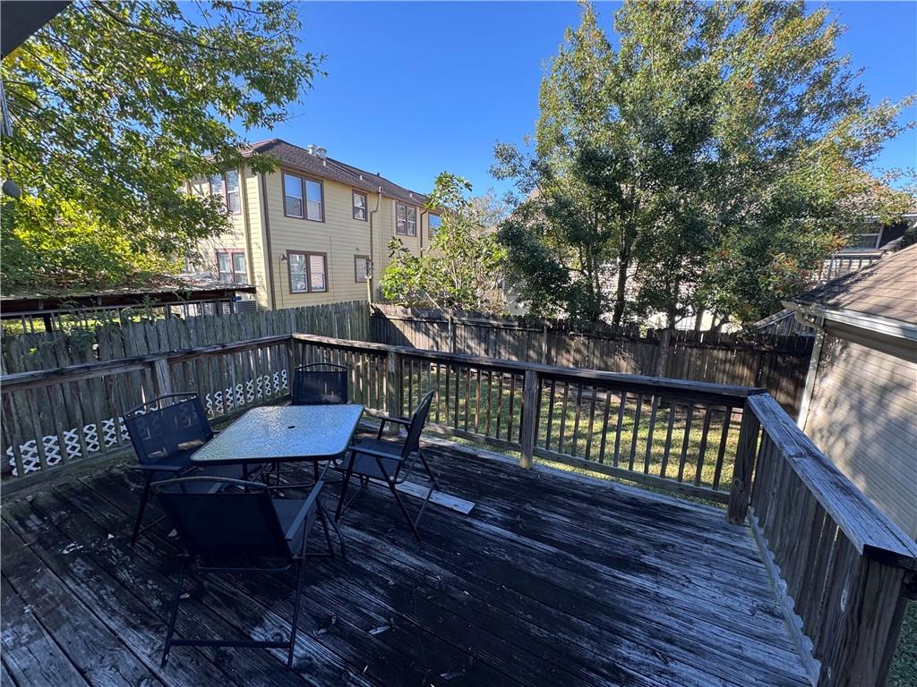 5928 MILNE Boulevard