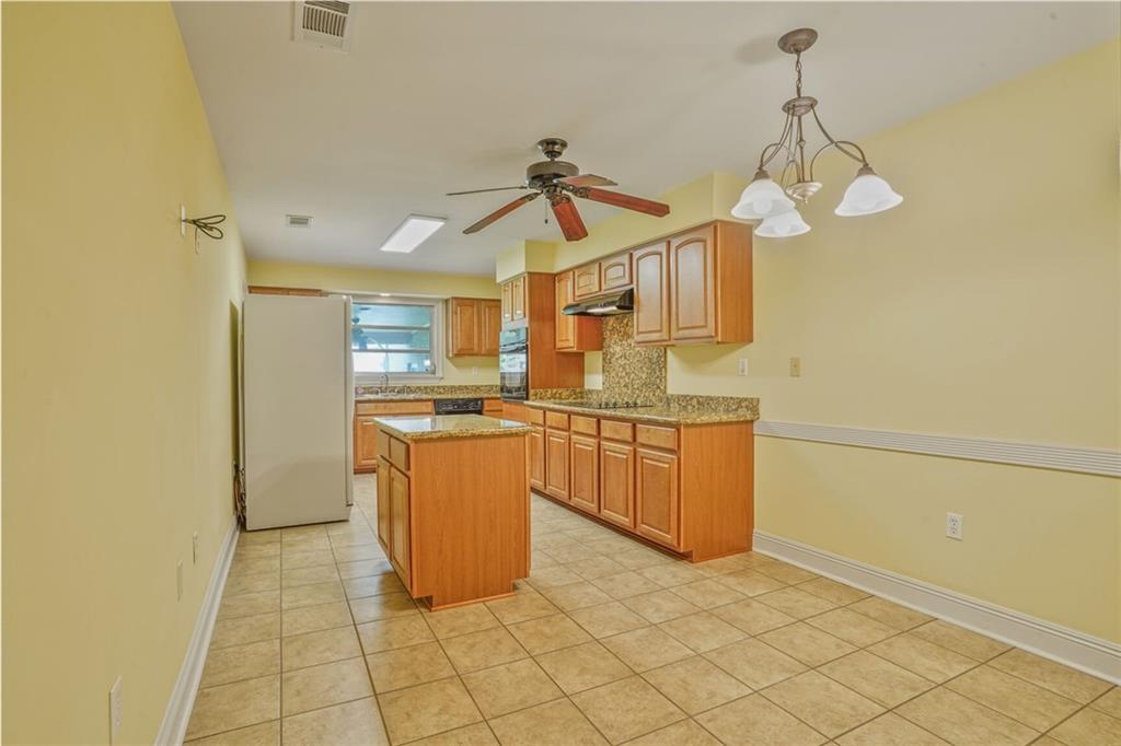 6528 MARSHAL FOCH Street