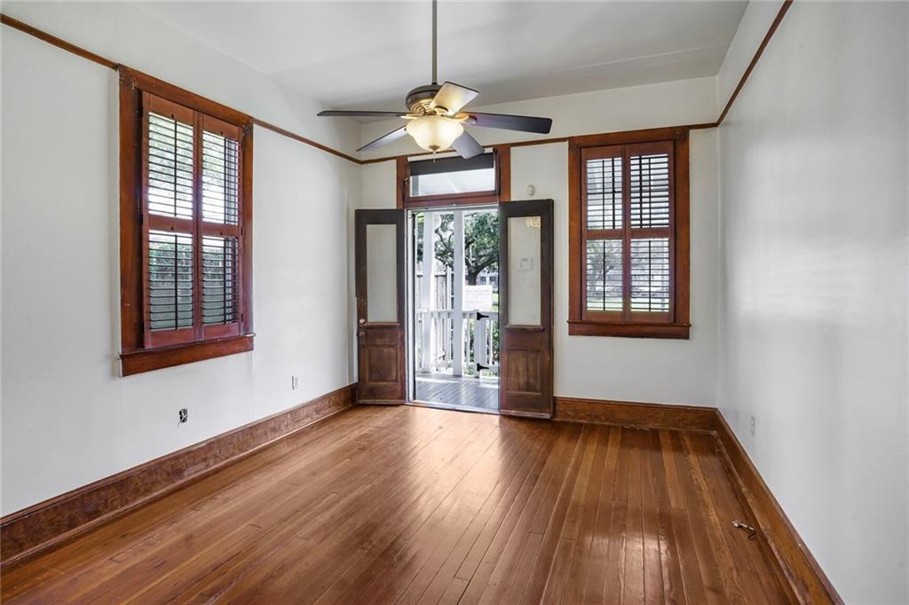 3725 ORLEANS Avenue 3725