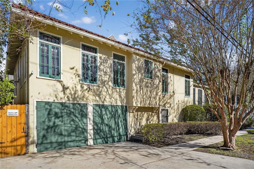 1700 AUDUBON Street