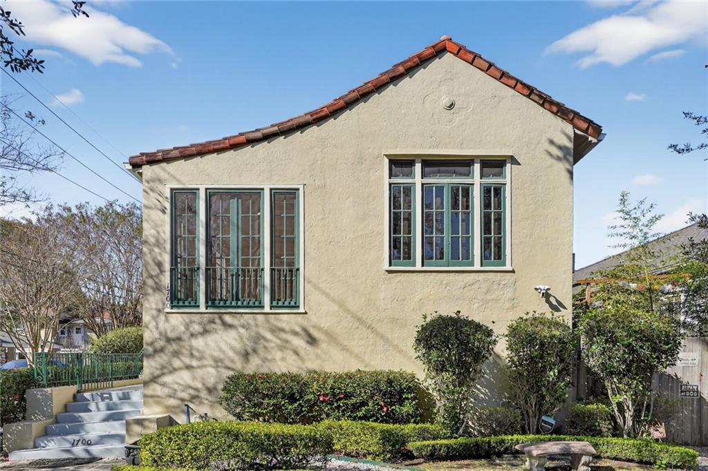 1700 AUDUBON Street