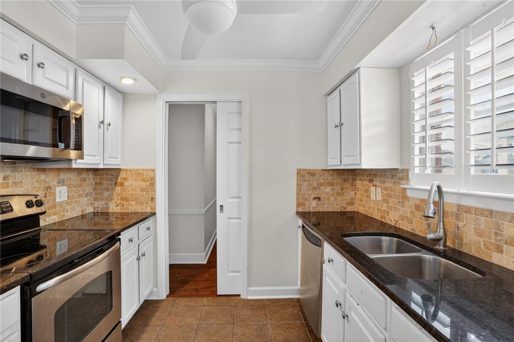 4305 GREEN ACRES Road