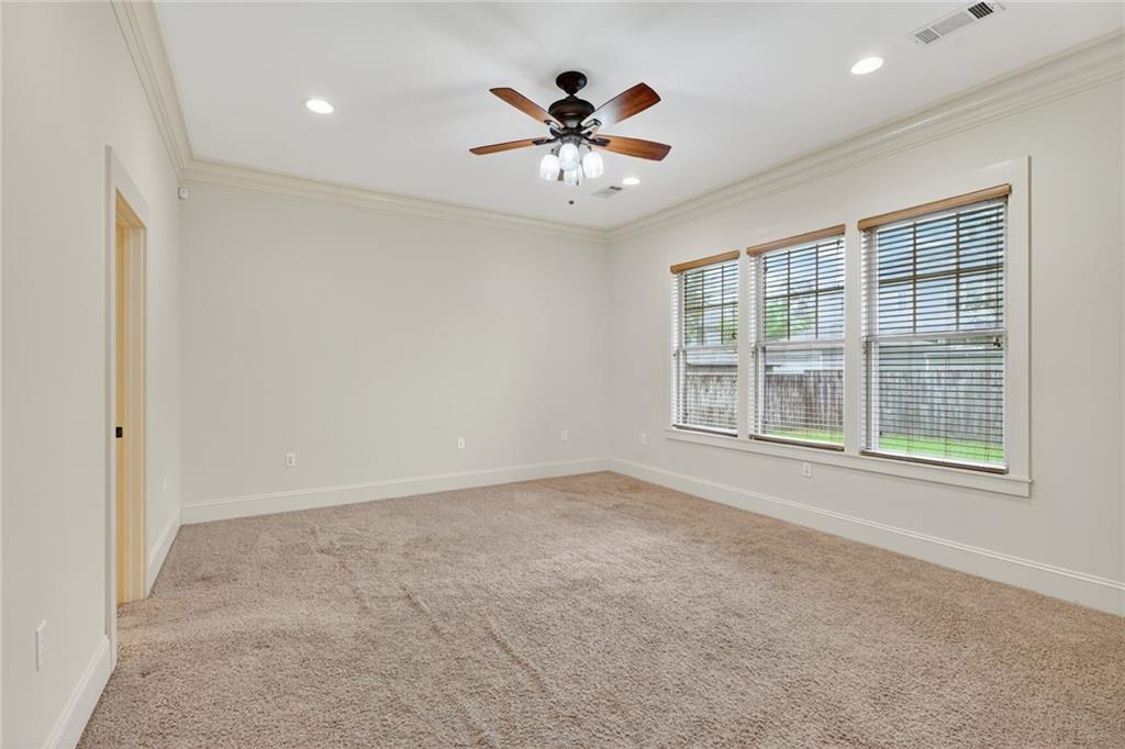 5859 WEST END Boulevard