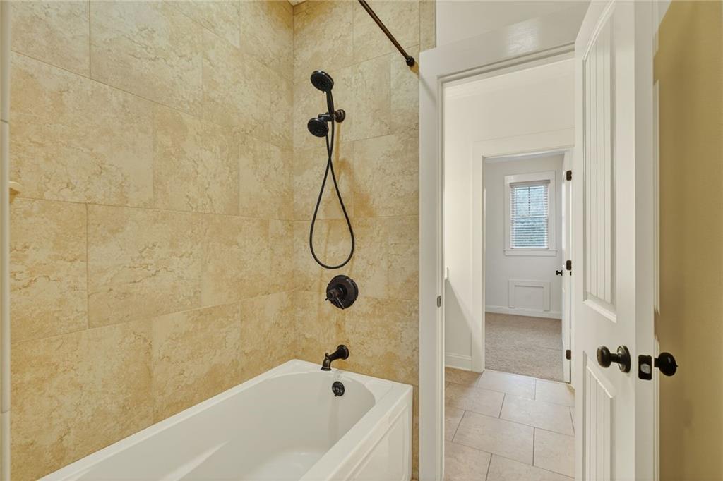 5859 WEST END Boulevard