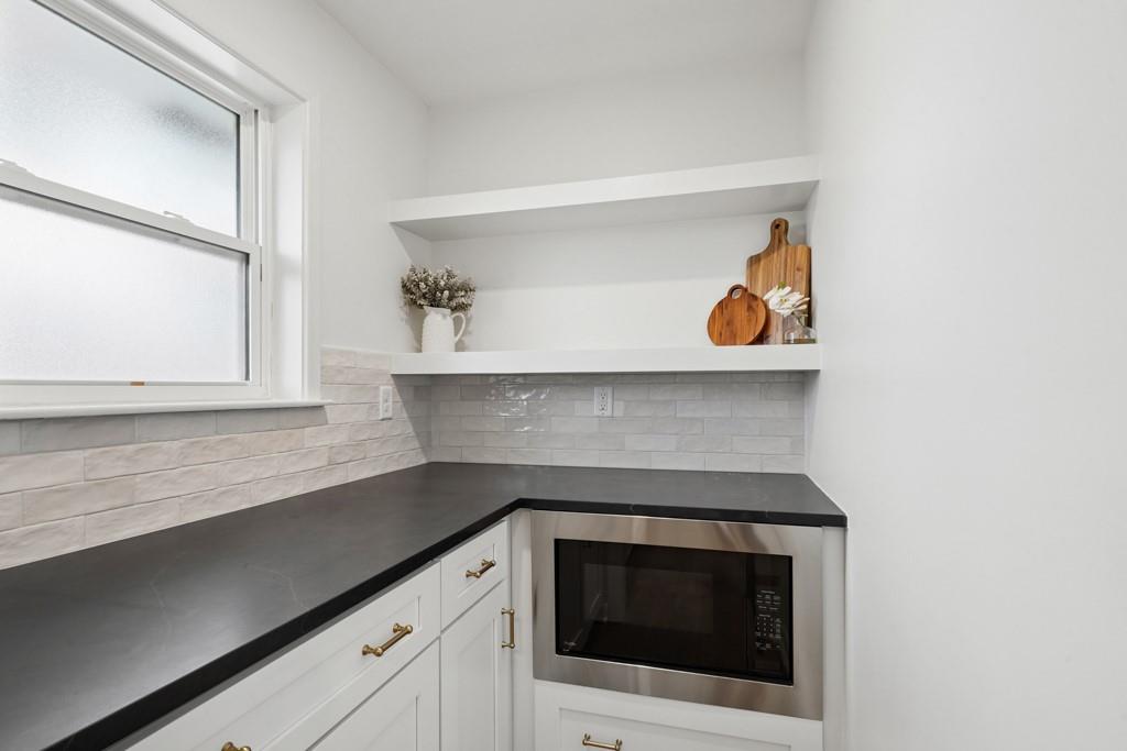 10120 IDLEWOOD Place