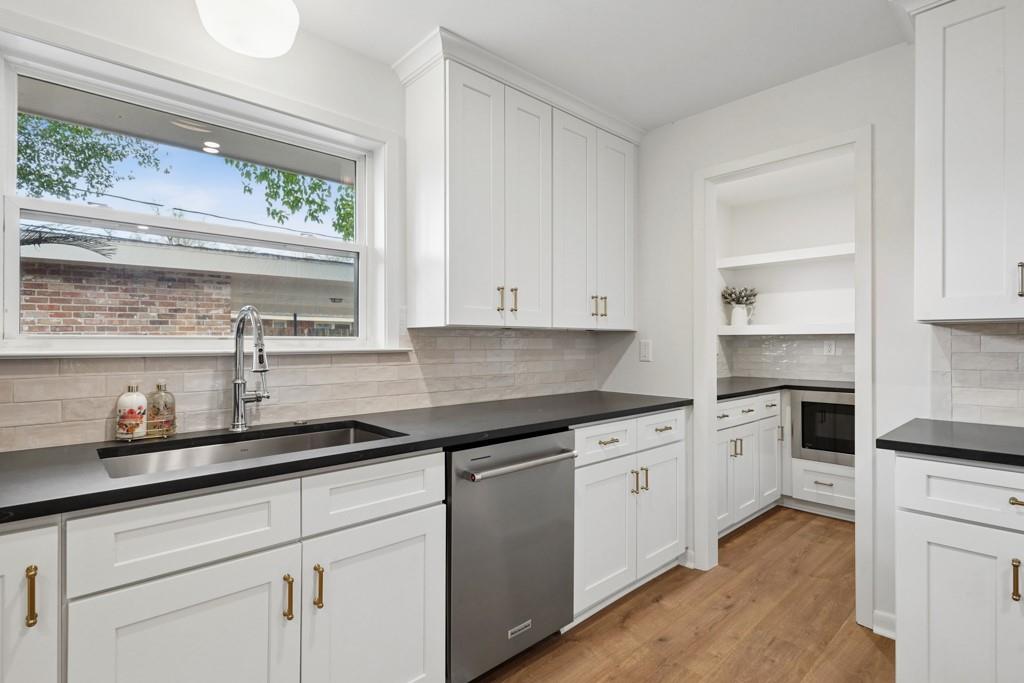 10120 IDLEWOOD Place