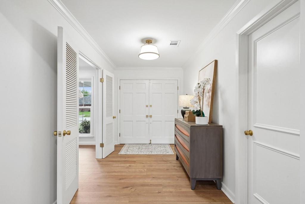 10120 IDLEWOOD Place