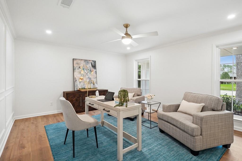 10120 IDLEWOOD Place