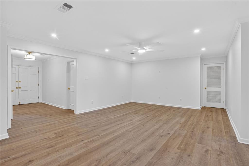 10120 IDLEWOOD Place