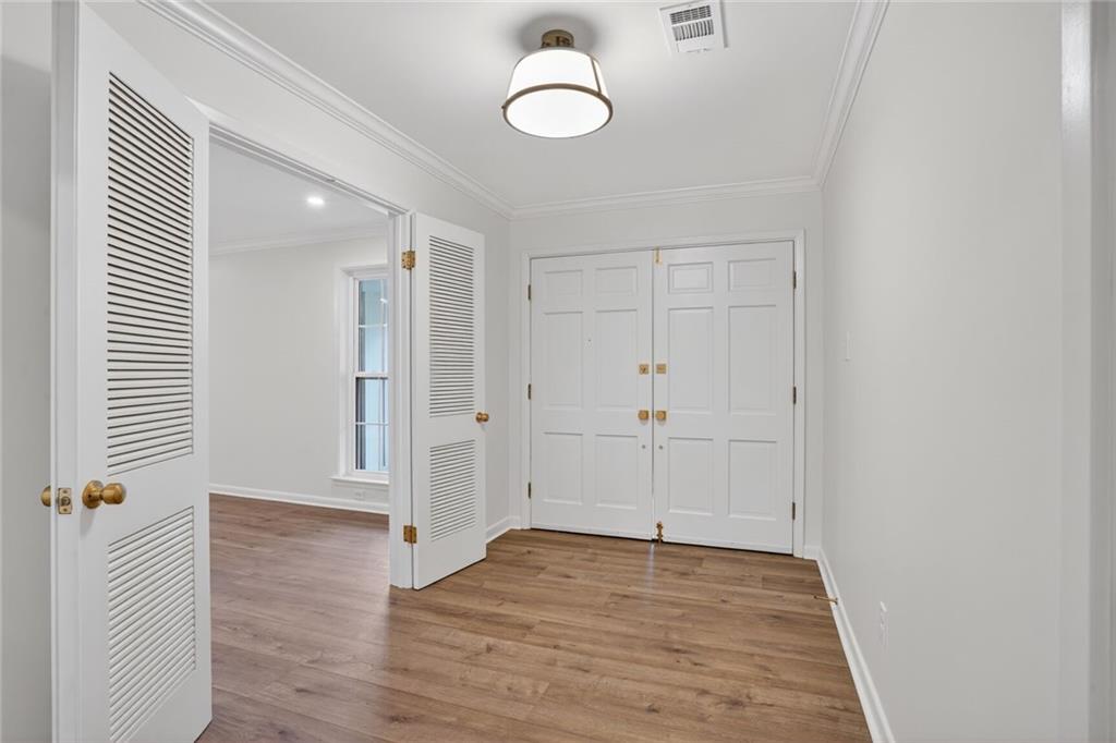 10120 IDLEWOOD Place