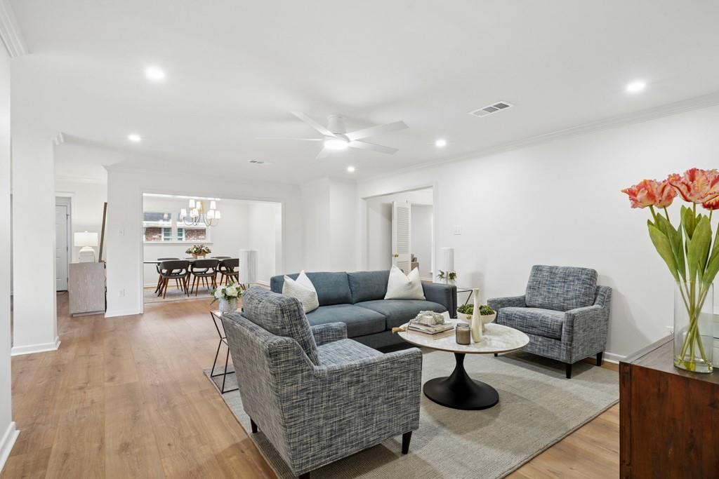 10120 IDLEWOOD Place