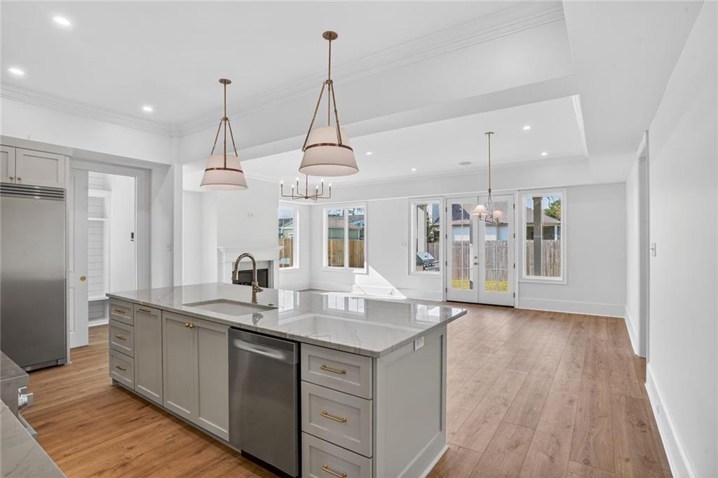 270 GARDEN Road