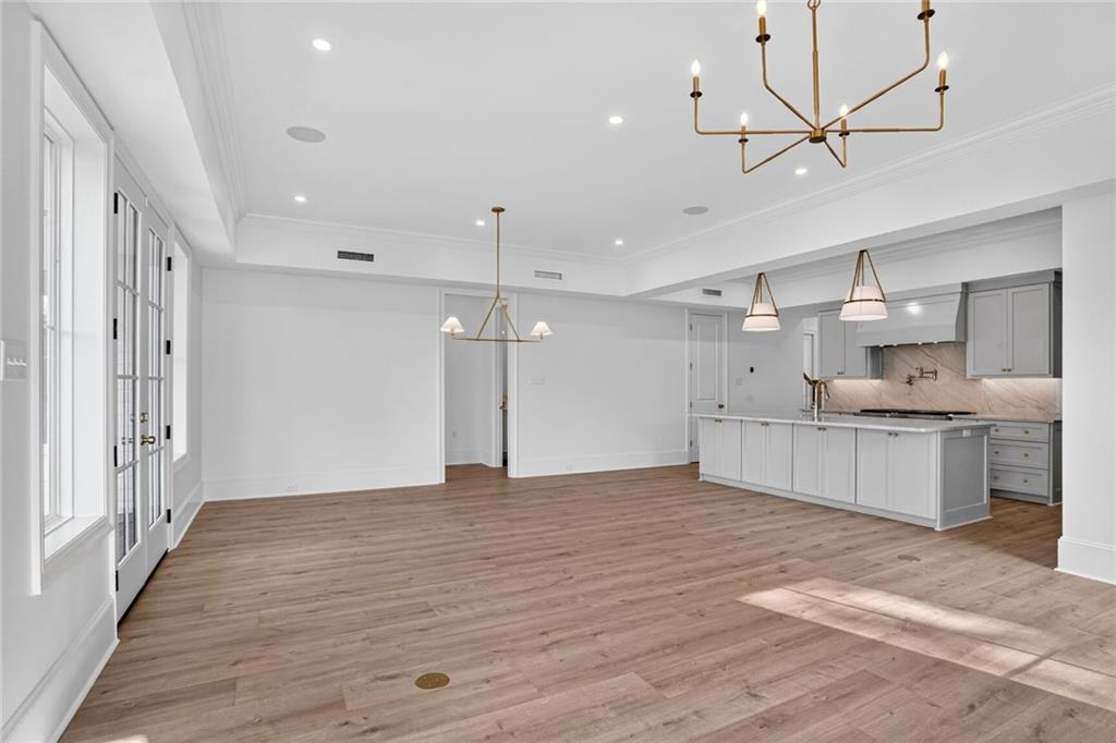 270 GARDEN Road