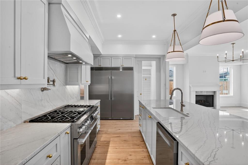 270 GARDEN Road