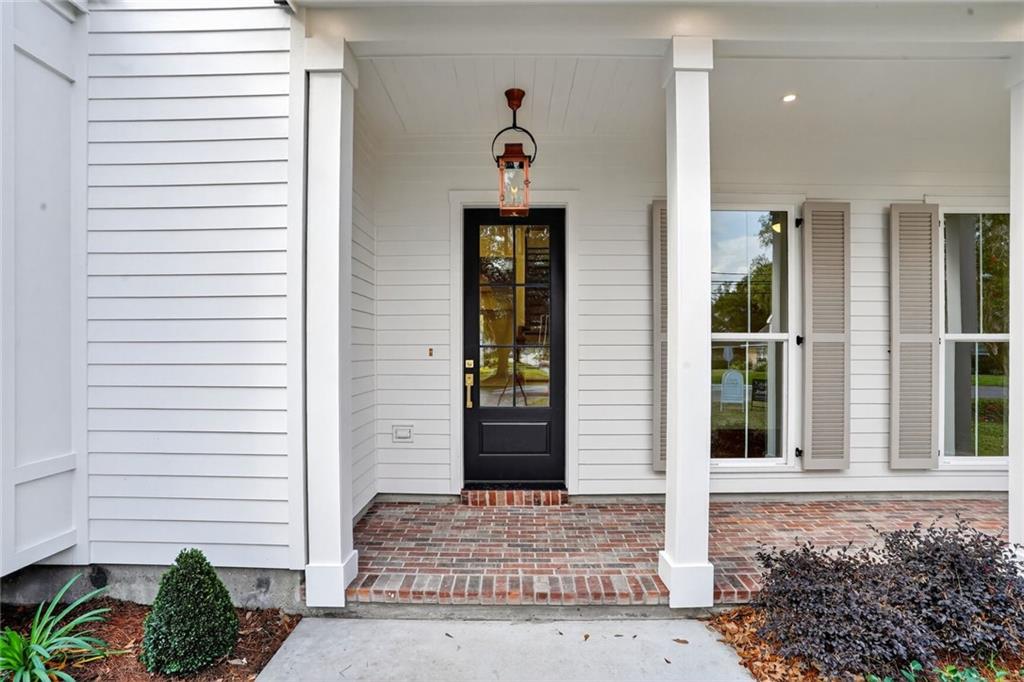 270 GARDEN Road