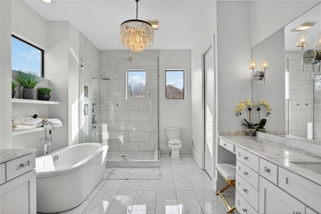 6375 WEST END Boulevard