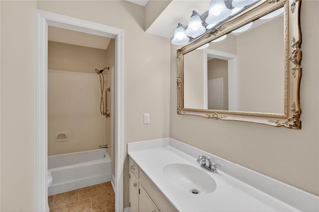 3044 ILLINOIS Avenue