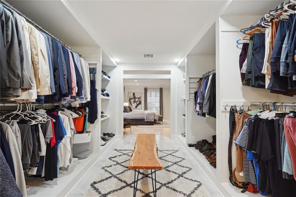 5537 CHERLYN Drive