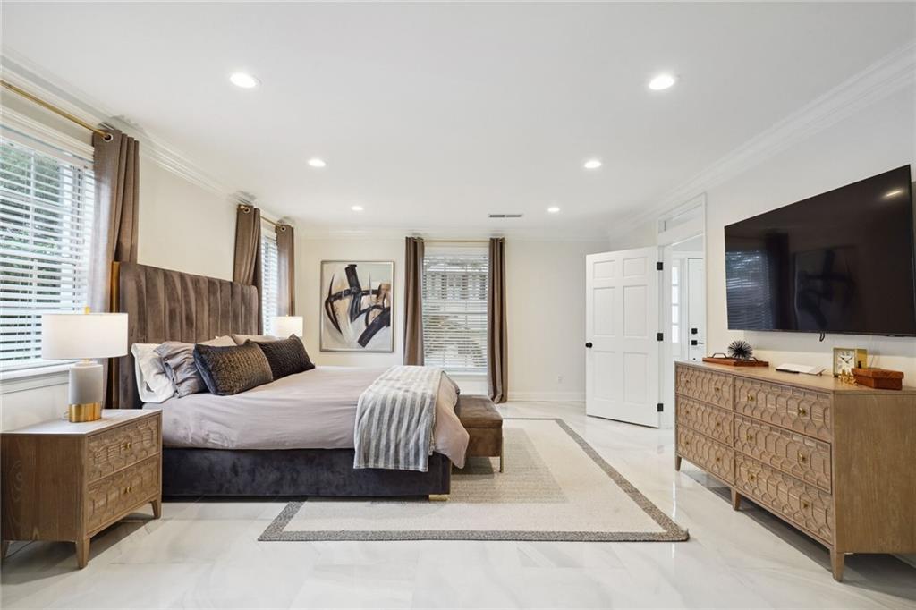 5537 CHERLYN Drive