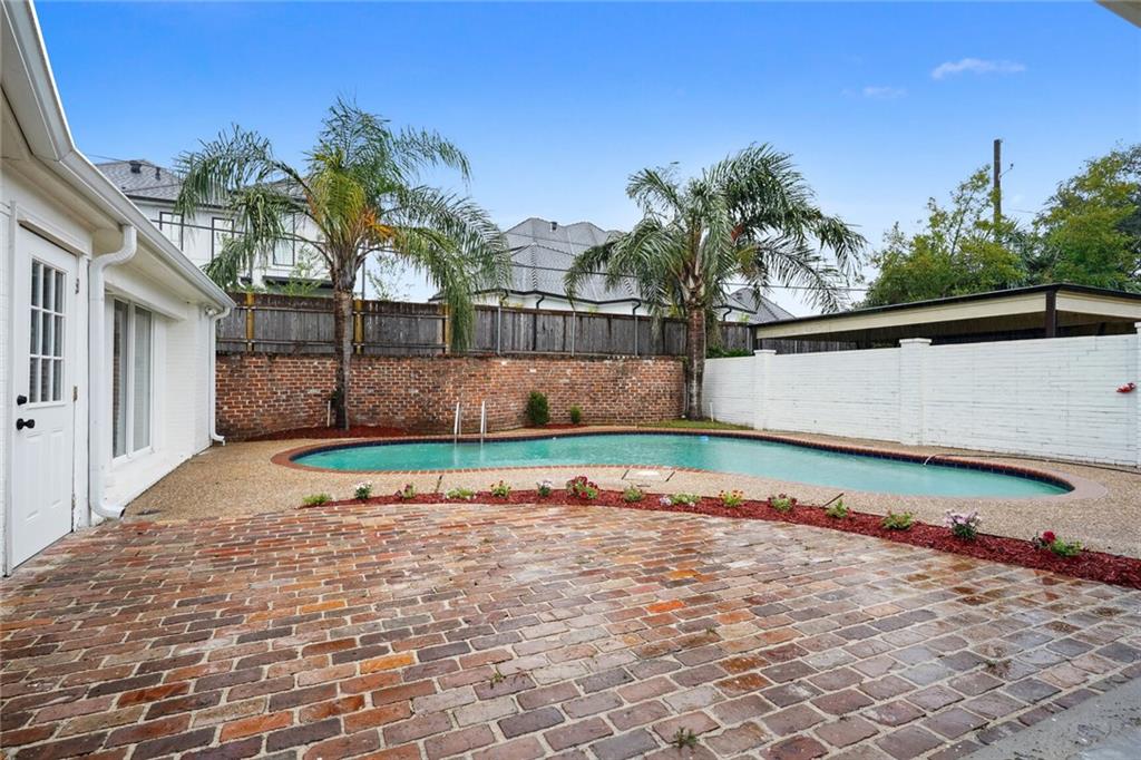 5537 CHERLYN Drive